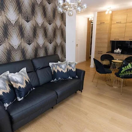 Apartament Business&Living No 73 Z Prywatnym Jacuzzi Zewnetrznym -Od Maja Do Wrzesnia- Nad Zalewem W Cedzynie I Miejscem Parkingowym Cedzyna Exterior foto
