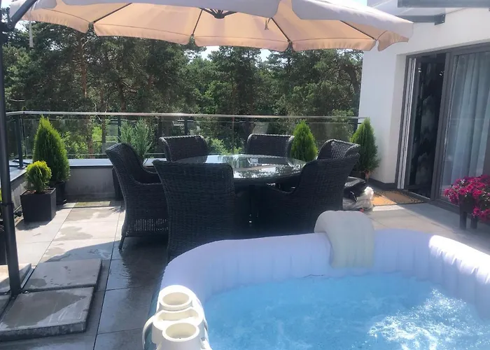 Apartament Business&Living No 73 Z Prywatnym Jacuzzi Zewnetrznym -Od Maja Do Wrzesnia- Nad Zalewem W Cedzynie I Miejscem Parkingowym